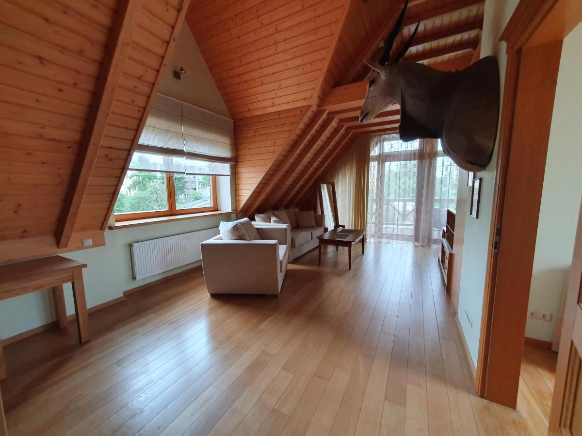 Apartamentai Hunter House Друскінінкай Екстер'єр фото